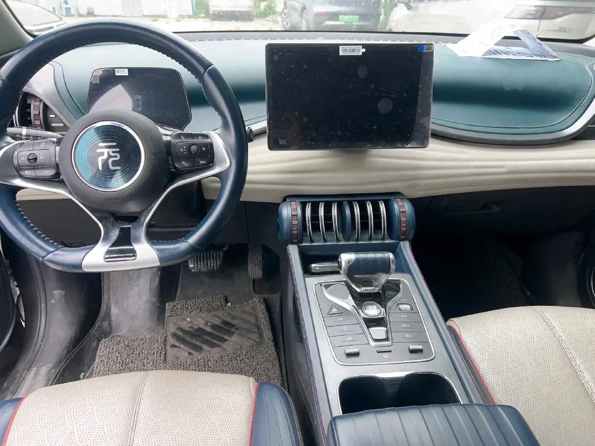 2022 Hycan Z03 BEV 64.23KWH,autocango,china used car exporter,china ev exporter,chinese used car exporter,chinese used ev exporter