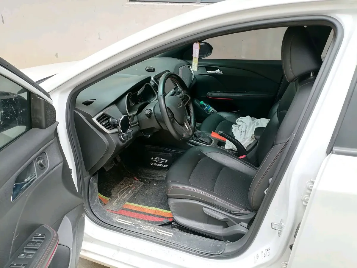 2019 Chevrolet Monza 1.3T 163HP L3 6AT,autocango,china used car exporter,china ev exporter,chinese used car exporter,chinese used ev exporter