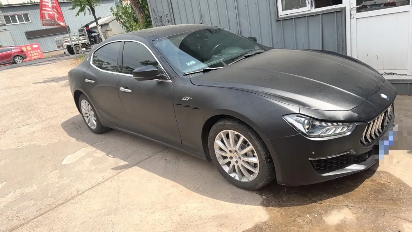 2021 Maserati Ghibli 2.0T 330HP L4 8AT,autocango,china used car exporter,china ev exporter,chinese used car exporter,chinese used ev exporter