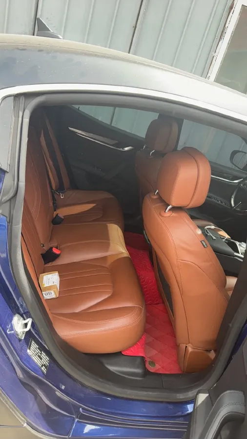 2021 Maserati Ghibli 2.0T 330HP L4 8AT,autocango,china used car exporter,china ev exporter,chinese used car exporter,chinese used ev exporter