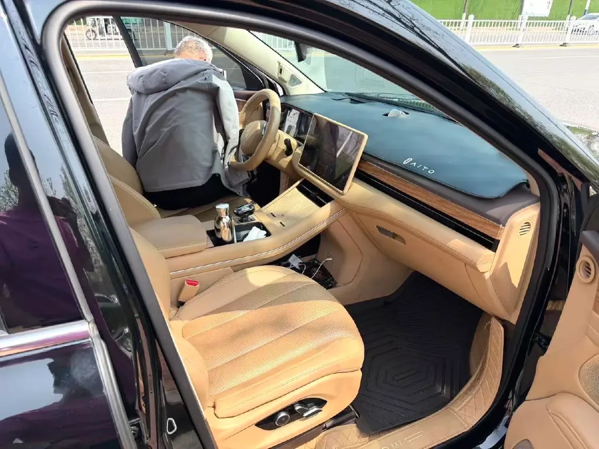 2023 HIMA AITO M5 1.5T 152HP L4 REEV 40KWH,autocango,china used car exporter,china ev exporter,chinese used car exporter,chinese used ev exporter