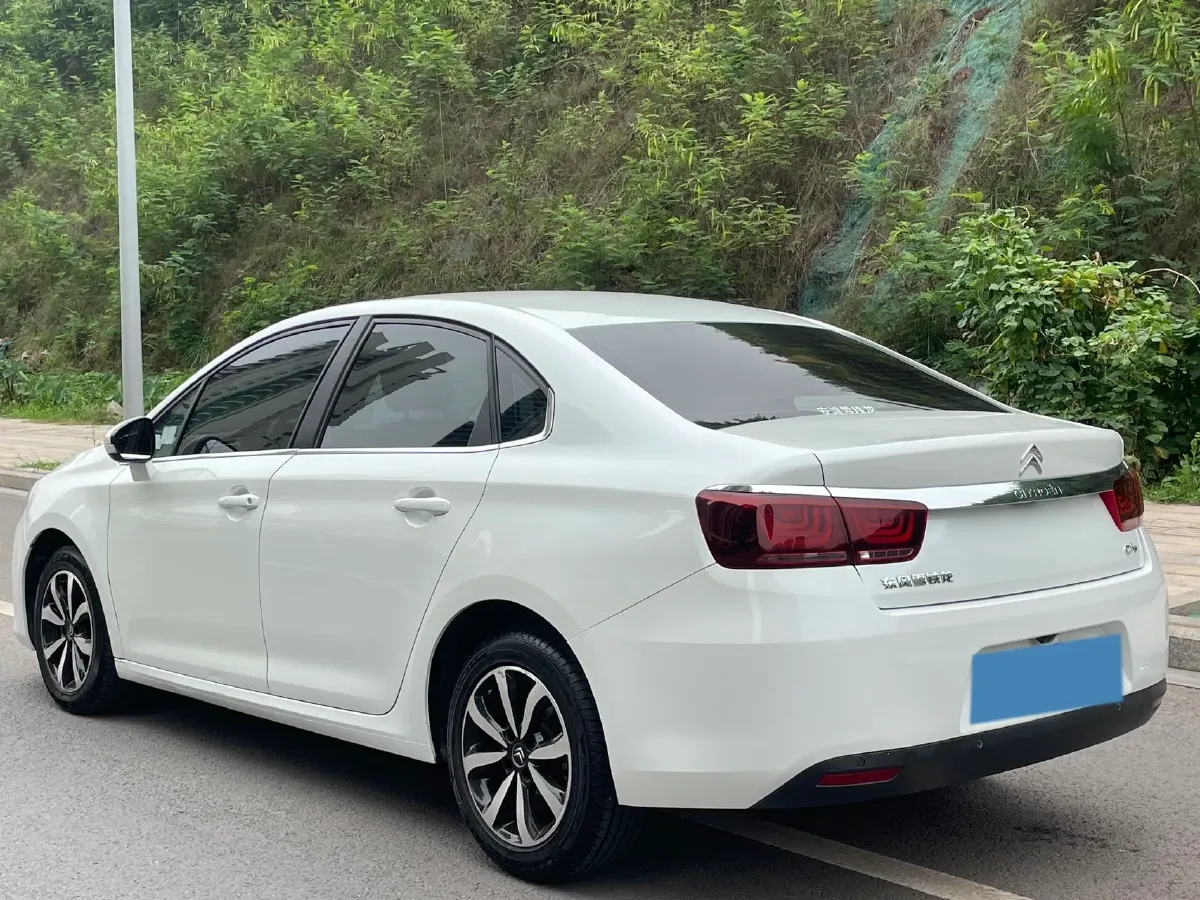 2018 Citroen C4 C-Quatre 1.6L 117HP L4 6AT,autocango,china used car exporter,china ev exporter,chinese used car exporter,chinese used ev exporter