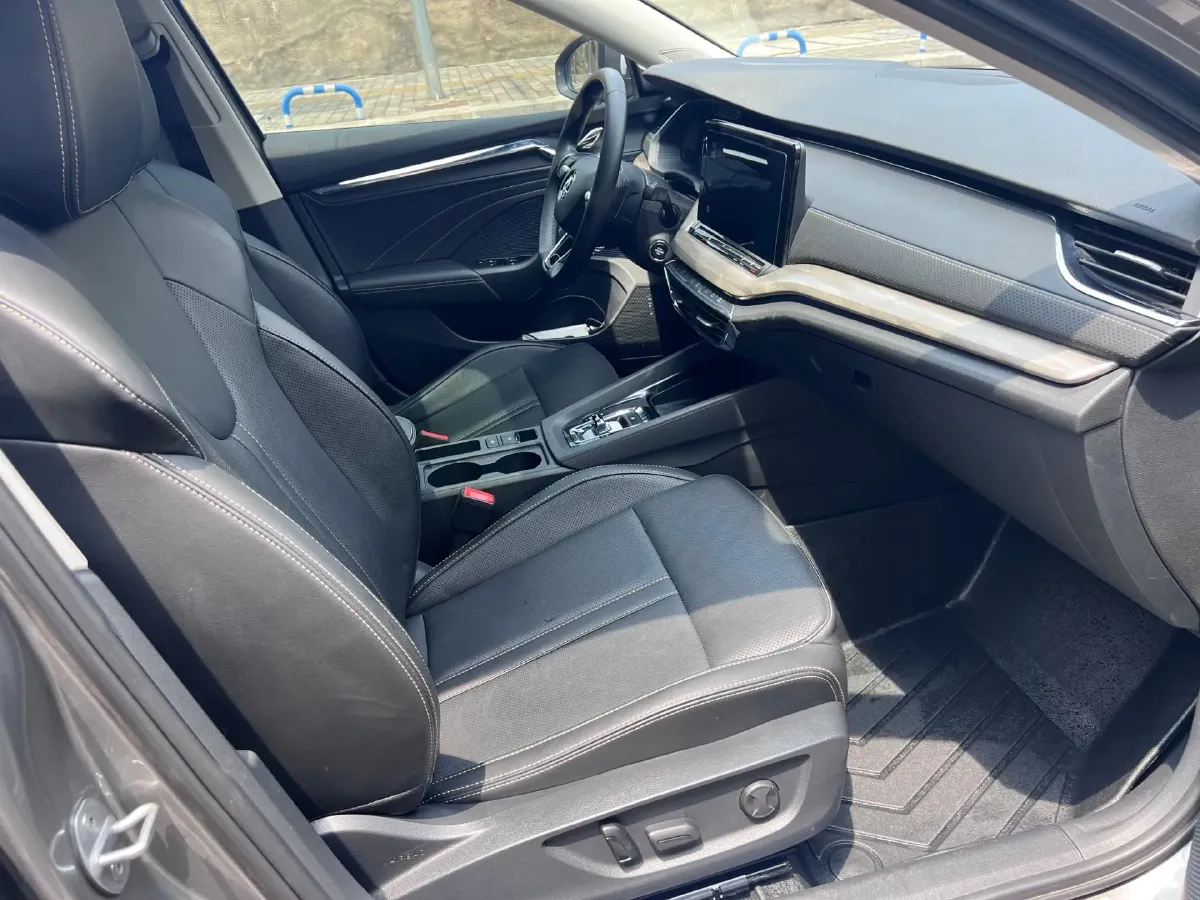 2022 Skoda Octavia 1.4T 150HP L4 7DCT,autocango,china used car exporter,china ev exporter,chinese used car exporter,chinese used ev exporter