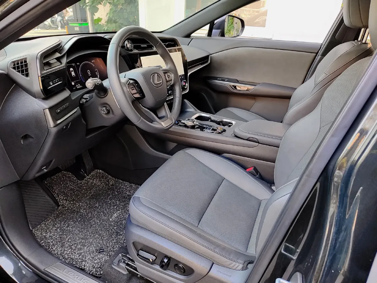 2023 Lexus RZ BEV 66KWH,autocango,china used car exporter,china ev exporter,chinese used car exporter,chinese used ev exporter