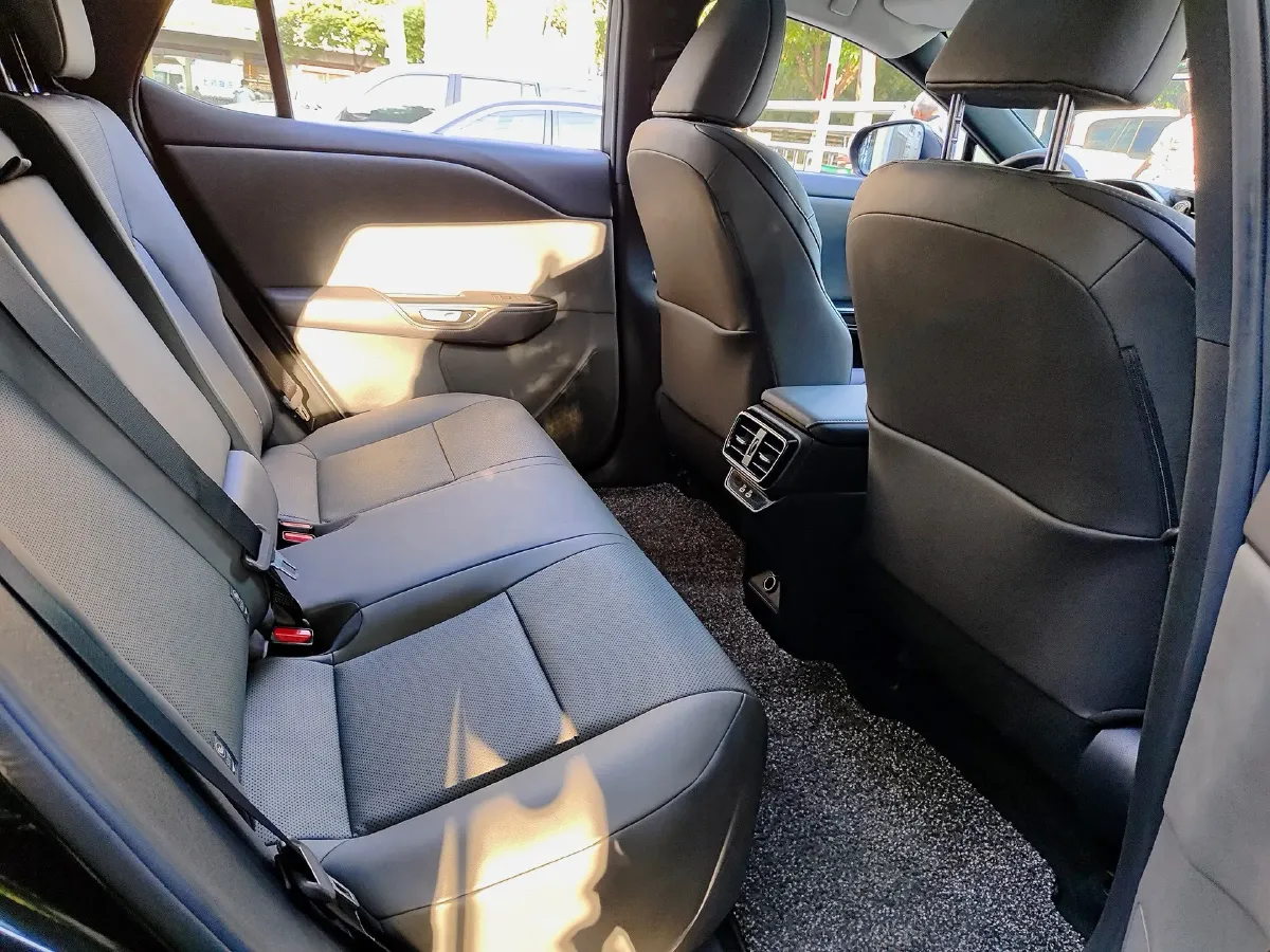 2023 Lexus RZ BEV 66KWH,autocango,china used car exporter,china ev exporter,chinese used car exporter,chinese used ev exporter