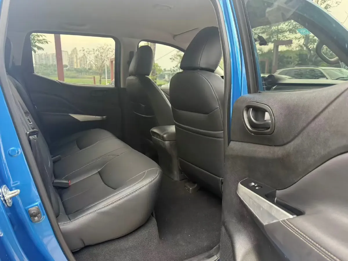 2020 Dongfeng RuiQi 6 2.3T 163HP L4 6MT,autocango,china used car exporter,china ev exporter,chinese used car exporter,chinese used ev exporter