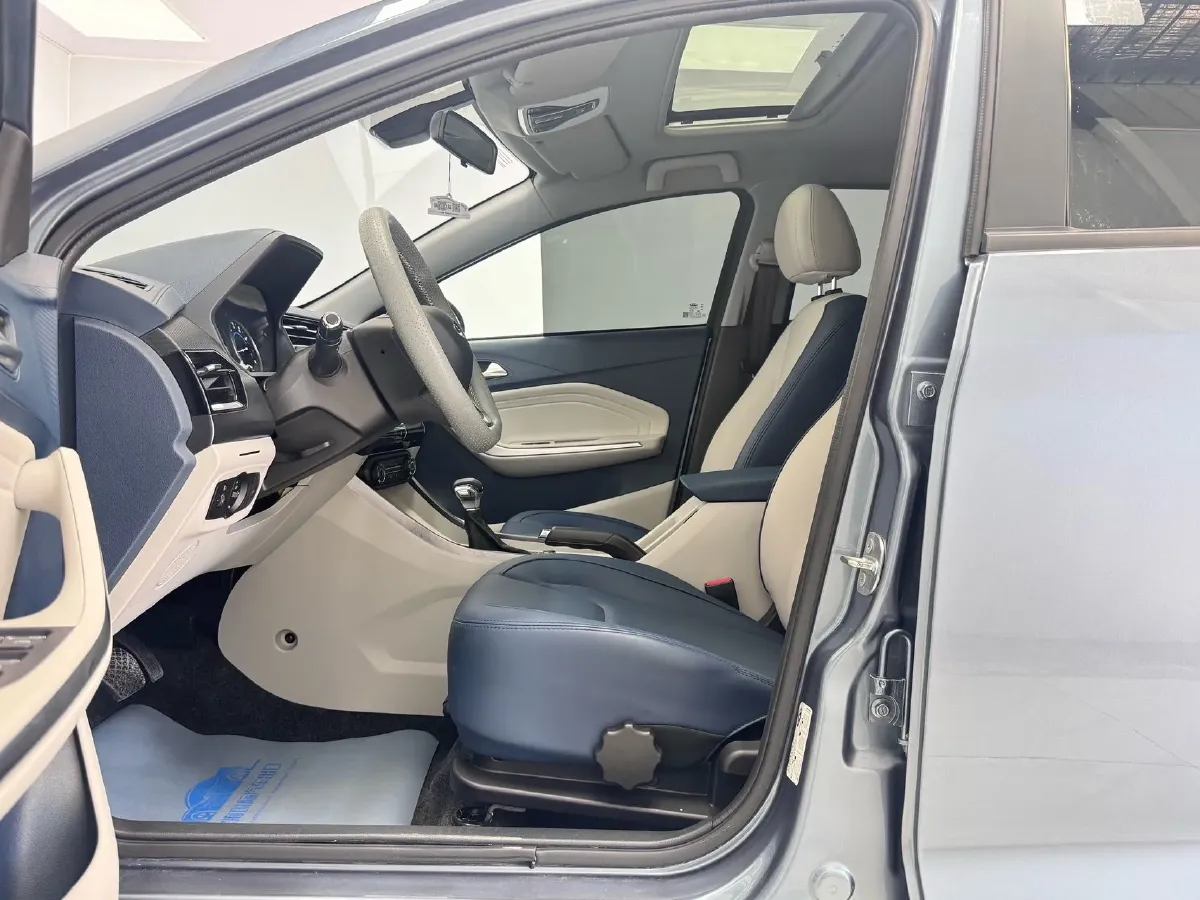 2023 Chery Tiggo 3x 1.5L 116HP L4 CVT,autocango,china used car exporter,china ev exporter,chinese used car exporter,chinese used ev exporter