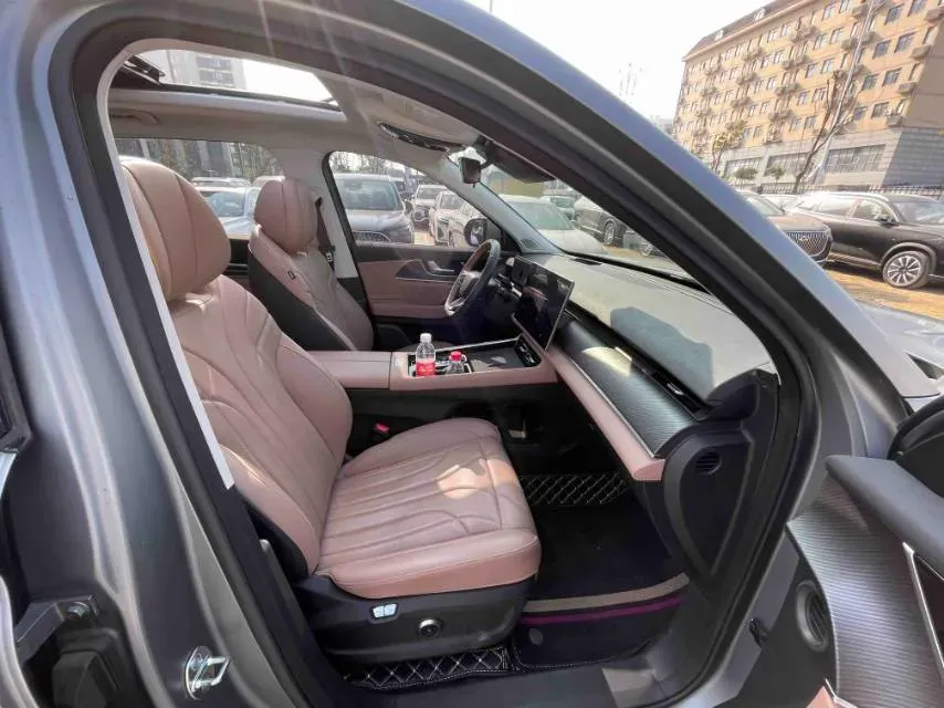 2025 Chery Tiggo 8 Plus 2.0T 254HP L4 8AT,autocango,china used car exporter,china ev exporter,chinese used car exporter,chinese used ev exporter