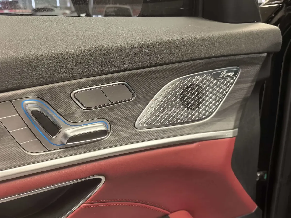 2023 ChangAn Oshan X7 Plus 1.5T 188HP L4 7DCT,autocango,china used car exporter,china ev exporter,chinese used car exporter,chinese used ev exporter
