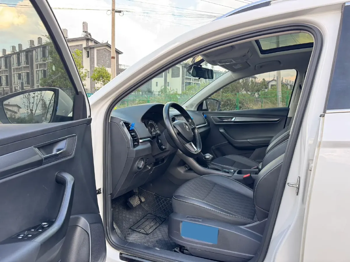 2019 Skoda Octavia 1.4T 150HP L4 7DCT,autocango,china used car exporter,china ev exporter,chinese used car exporter,chinese used ev exporter
