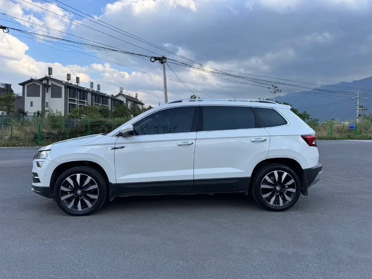 2019 Skoda Octavia 1.4T 150HP L4 7DCT,autocango,china used car exporter,china ev exporter,chinese used car exporter,chinese used ev exporter
