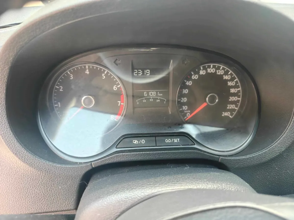 2016 Volkswagen Polo 1.4L 90HP L4 6AT,autocango,china used car exporter,china ev exporter,chinese used car exporter,chinese used ev exporter
