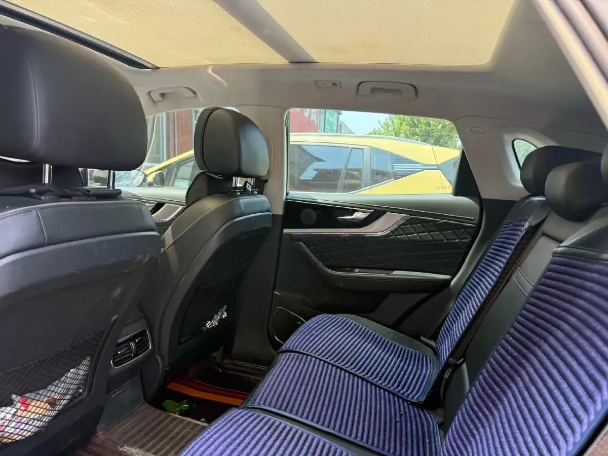 2019 HongQi HS5 2.0T 224HP L4 6AT,autocango,china used car exporter,china ev exporter,chinese used car exporter,chinese used ev exporter