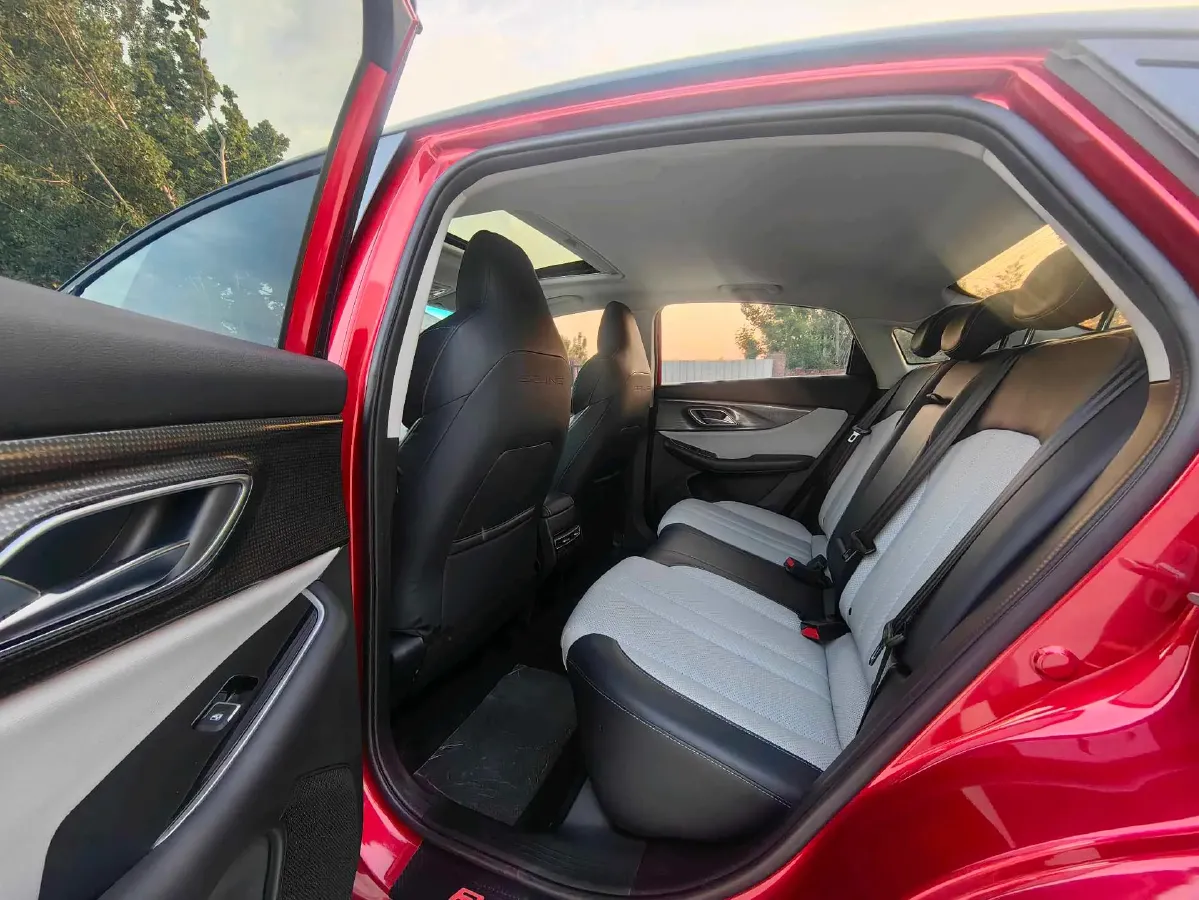 2021 Honda Envix 1.5L 109HP L4 E-CVT Hybrid,autocango,china used car exporter,china ev exporter,chinese used car exporter,chinese used ev exporter