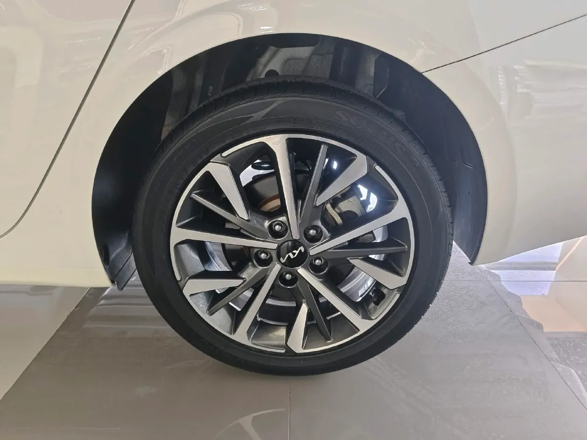 2021 Kia K3 1.4T 130HP L4 7DCT,autocango,china used car exporter,china ev exporter,chinese used car exporter,chinese used ev exporter