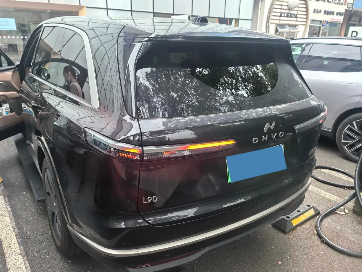 2025 ONVO L90 BEV,autocango,china used car exporter,china ev exporter,chinese used car exporter,chinese used ev exporter