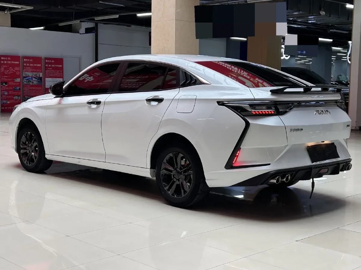 2023 DongFeng Aeolus YiXuan 1.5L 125HP L4 6DCT,autocango,china used car exporter,china ev exporter,chinese used car exporter,chinese used ev exporter