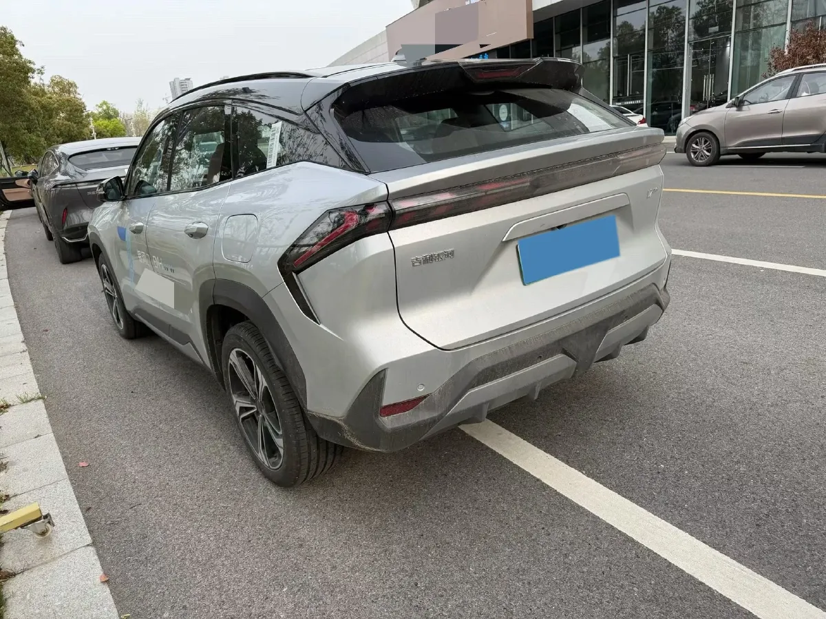 2025 Geely Galaxy L7 1.5L 112HP L4 1DHT PHEV 18.4KWH,autocango,china used car exporter,china ev exporter,chinese used car exporter,chinese used ev exporter