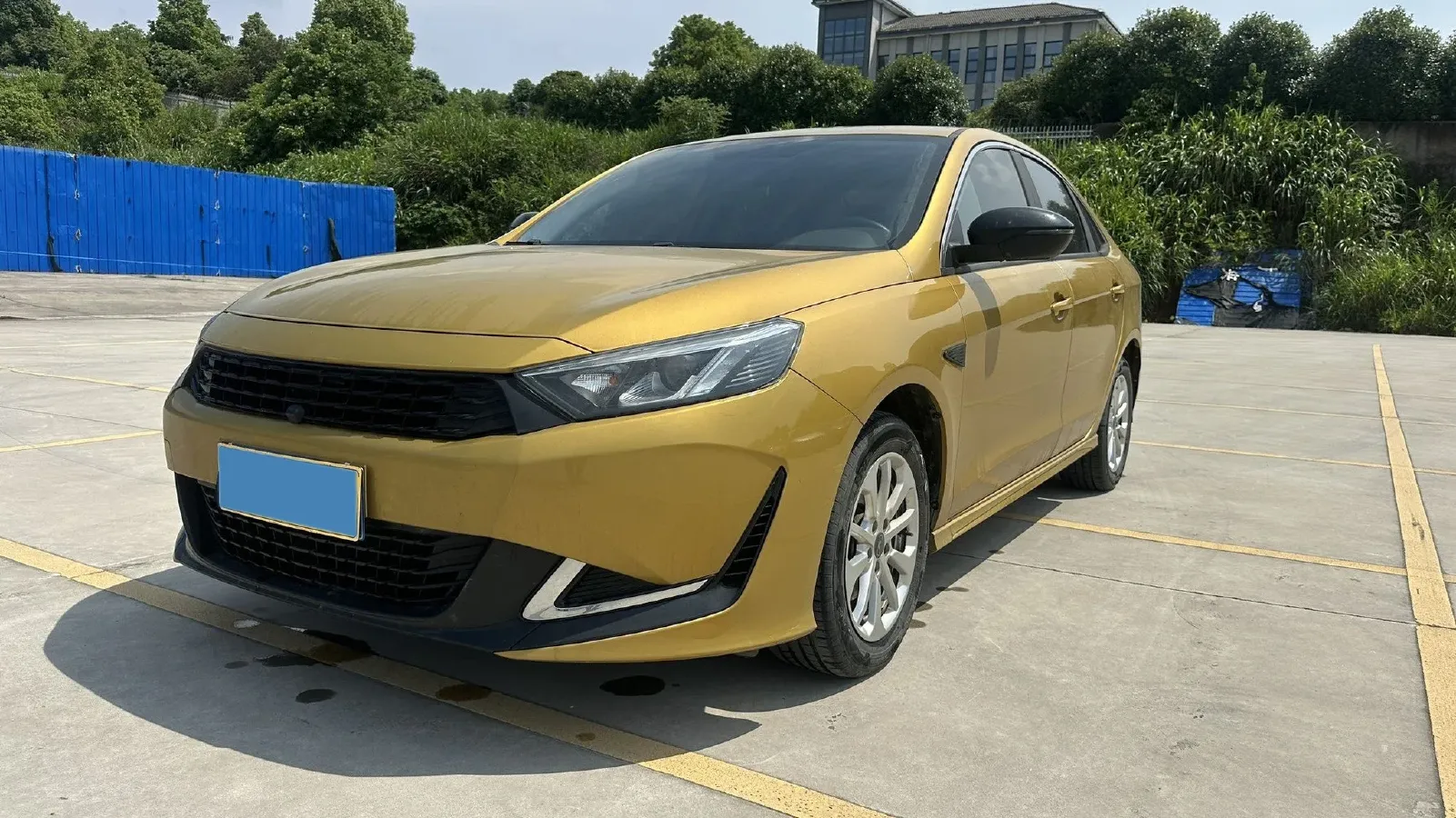 2021 KaiYi XuanDu 1.5T 156HP L4 CVT,autocango,china used car exporter,china ev exporter,chinese used car exporter,chinese used ev exporter