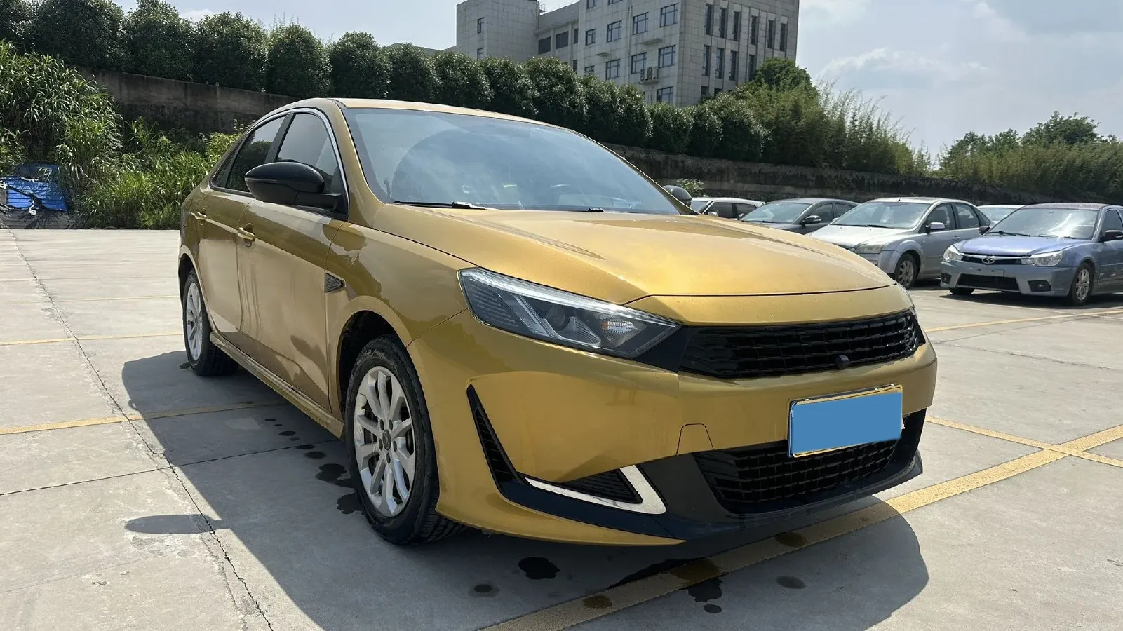 2021 KaiYi XuanDu 1.5T 156HP L4 CVT,autocango,china used car exporter,china ev exporter,chinese used car exporter,chinese used ev exporter