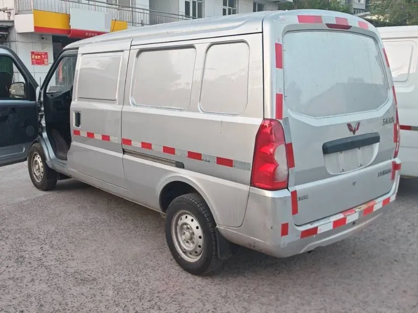 2021 SWM X2 1.5L 112HP L4 5MT,autocango,china used car exporter,china ev exporter,chinese used car exporter,chinese used ev exporter