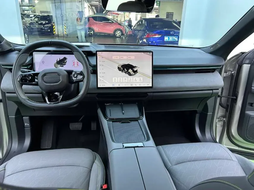 2023 LYNK&CO 08 EM-P 1.5T 163HP L4 3DHT PHEV 21.2KWH,autocango,china used car exporter,china ev exporter,chinese used car exporter,chinese used ev exporter