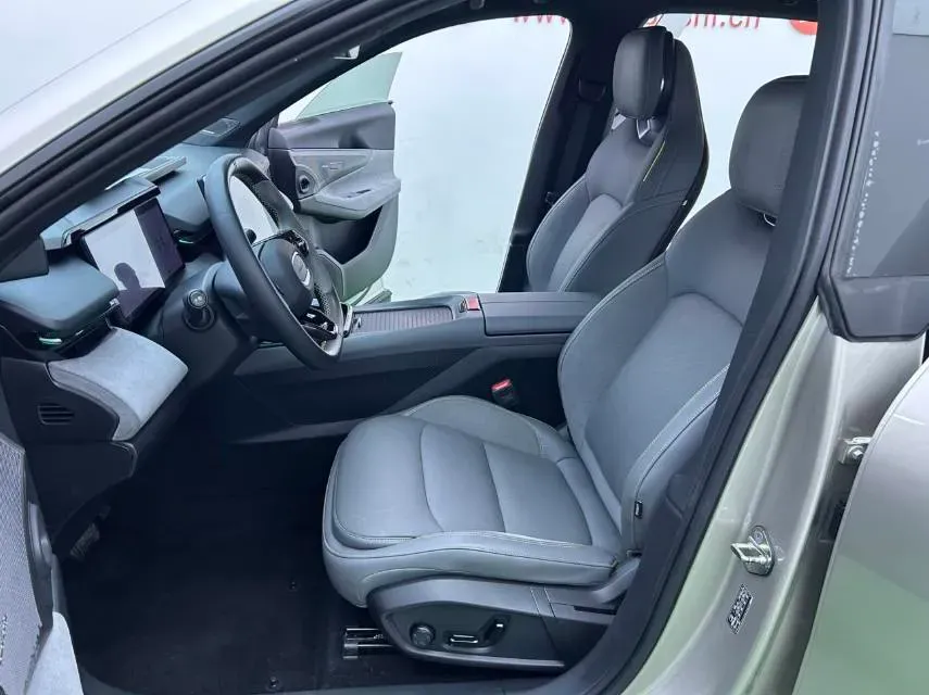 2023 LYNK&CO 08 EM-P 1.5T 163HP L4 3DHT PHEV 21.2KWH,autocango,china used car exporter,china ev exporter,chinese used car exporter,chinese used ev exporter