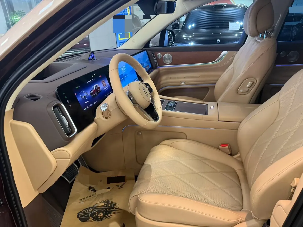 2025 AITO AITO M9 REEV 160HP REEV 52KWH,autocango,china used car exporter,china ev exporter,chinese used car exporter,chinese used ev exporter