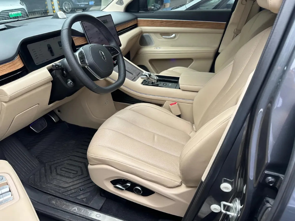 2022 Infiniti Q50L 2.0T 211HP L4 7AT,autocango,china used car exporter,china ev exporter,chinese used car exporter,chinese used ev exporter