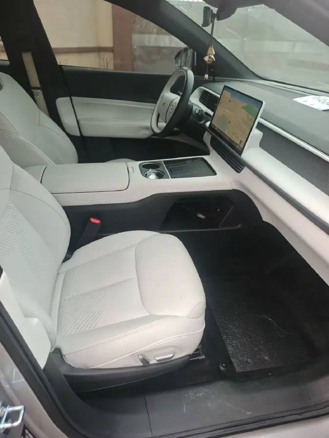 2024 Xpeng G6 BEV 66KWH,autocango,china used car exporter,china ev exporter,chinese used car exporter,chinese used ev exporter
