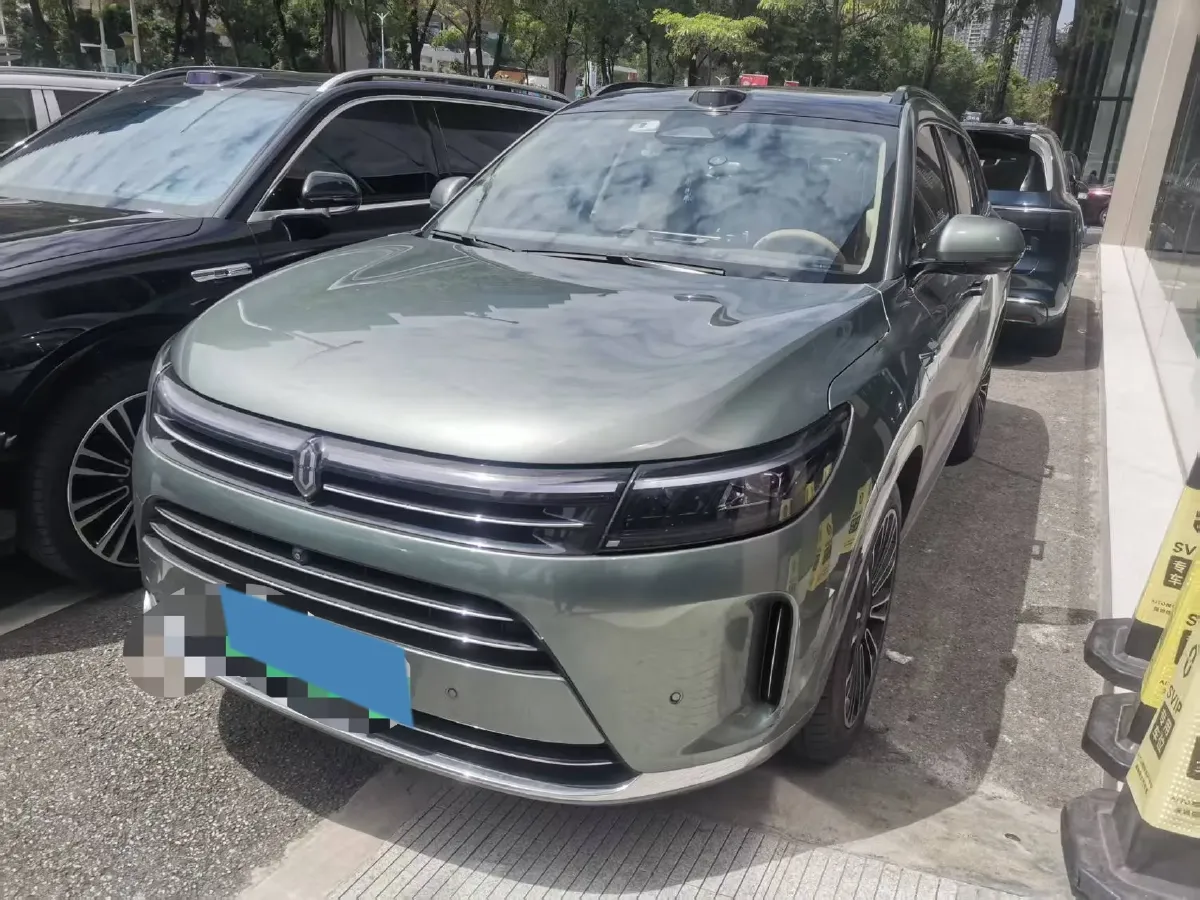 2024 AITO AITO M7 1.5T 152HP L4 REEV 40KWH,autocango,china used car exporter,china ev exporter,chinese used car exporter,chinese used ev exporter