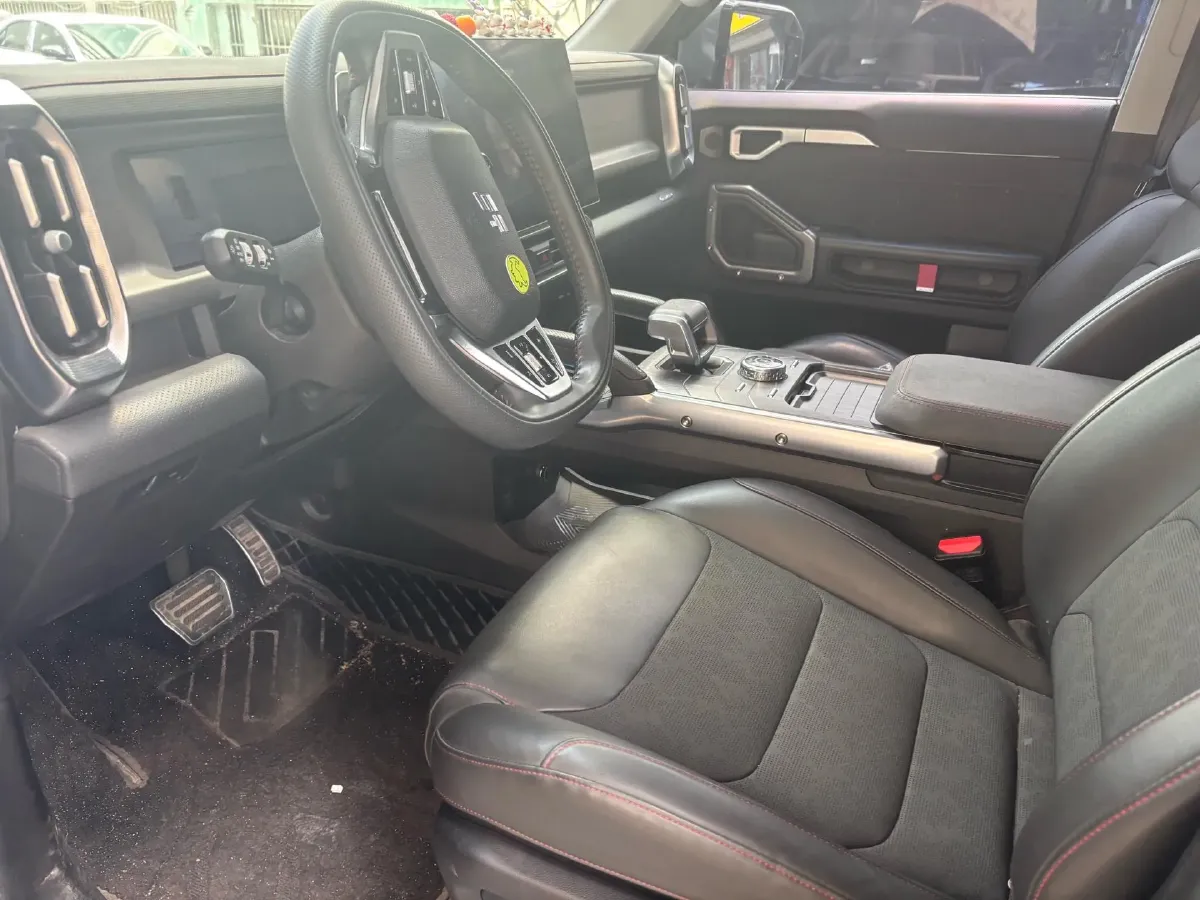 2023 Jetour Traveller 2.0T 254HP L4 8AT,autocango,china used car exporter,china ev exporter,chinese used car exporter,chinese used ev exporter