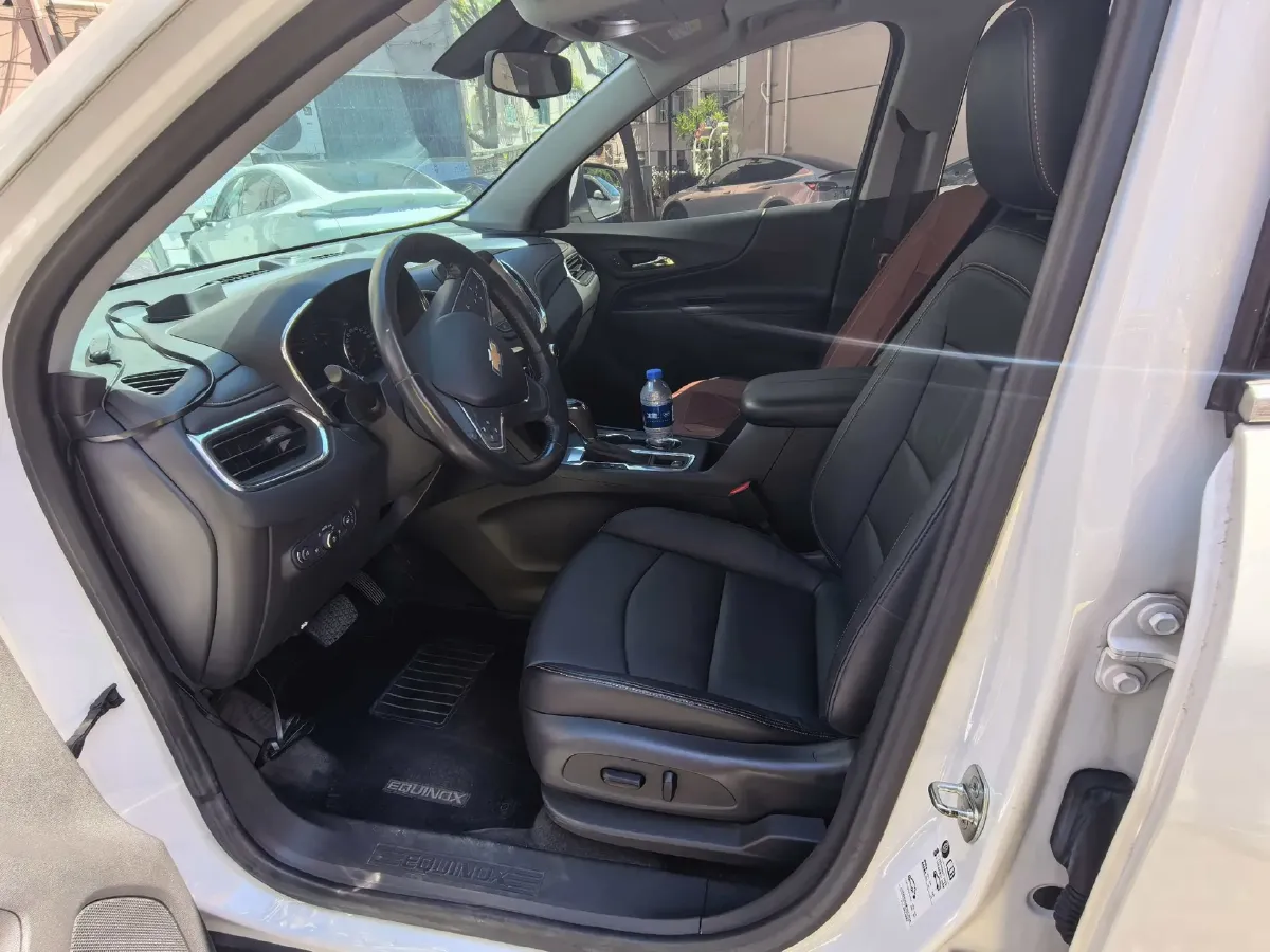 2019 Chevrolet Equinox 1.5T 180HP L4 6AT,autocango,china used car exporter,china ev exporter,chinese used car exporter,chinese used ev exporter