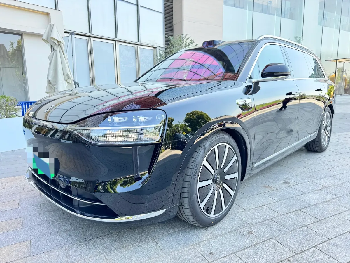 2025 AITO AITO M9 REEV 160HP REEV 52KWH,autocango,china used car exporter,china ev exporter,chinese used car exporter,chinese used ev exporter