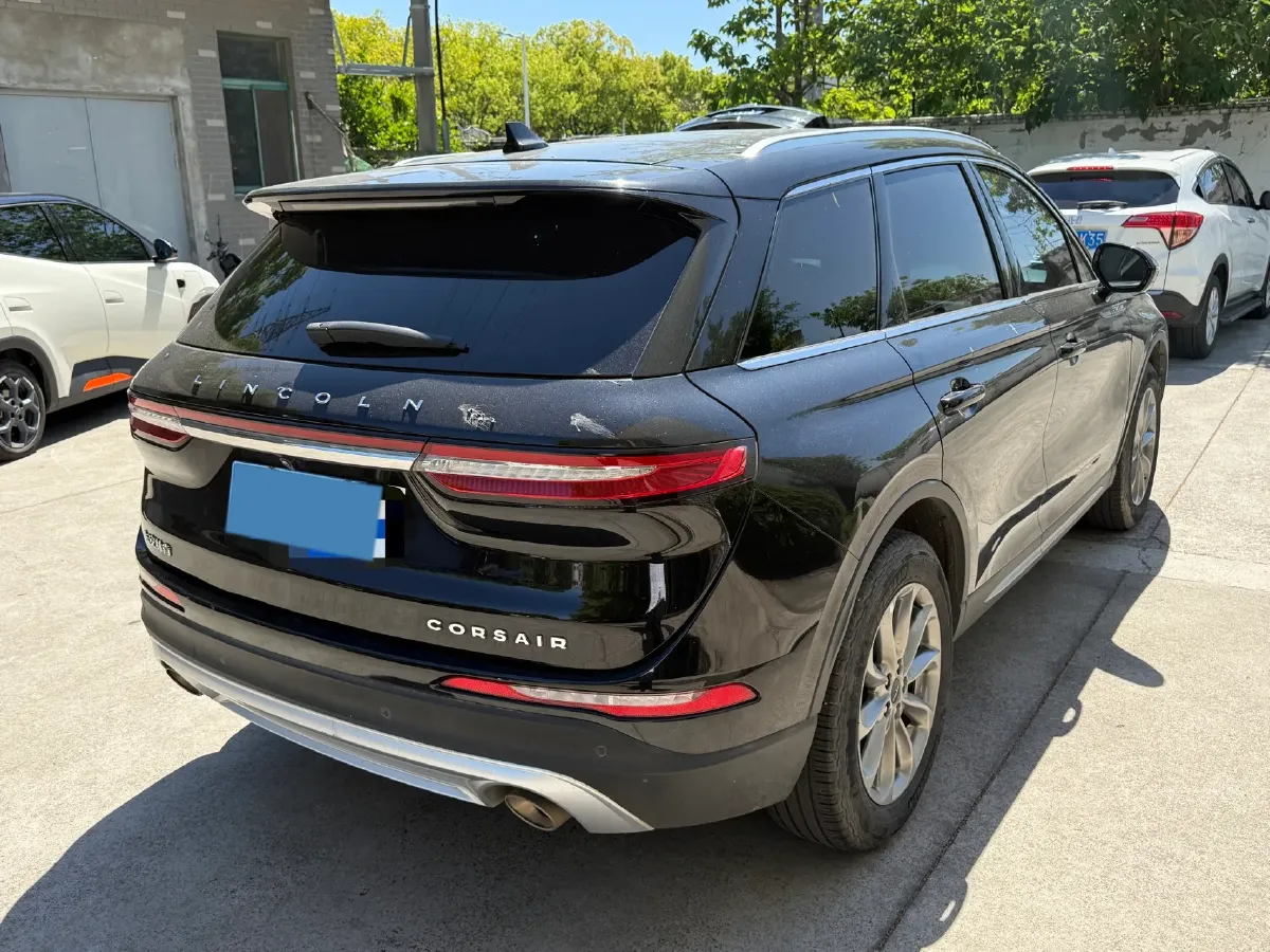 2021 Lincoln Corsair 2.0T 245HP L4 8AT,autocango,china used car exporter,china ev exporter,chinese used car exporter,chinese used ev exporter