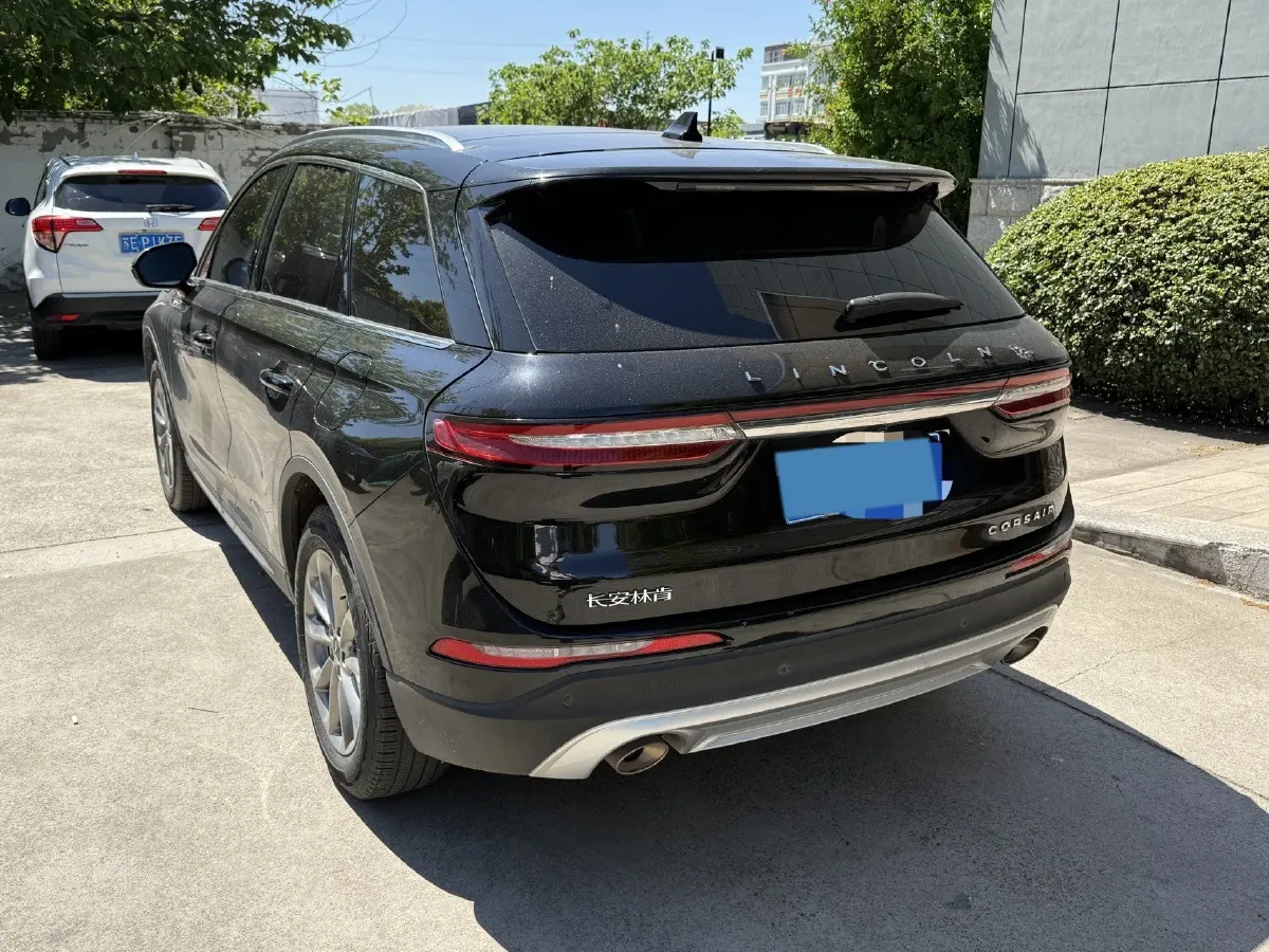 2021 Lincoln Corsair 2.0T 245HP L4 8AT,autocango,china used car exporter,china ev exporter,chinese used car exporter,chinese used ev exporter