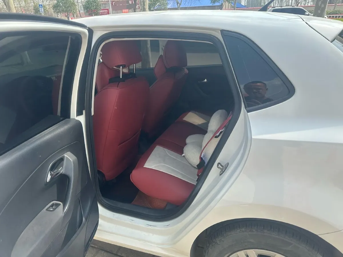 2014 Hyundai Reina 1.6L 123HP L4 4AT,autocango,china used car exporter,china ev exporter,chinese used car exporter,chinese used ev exporter