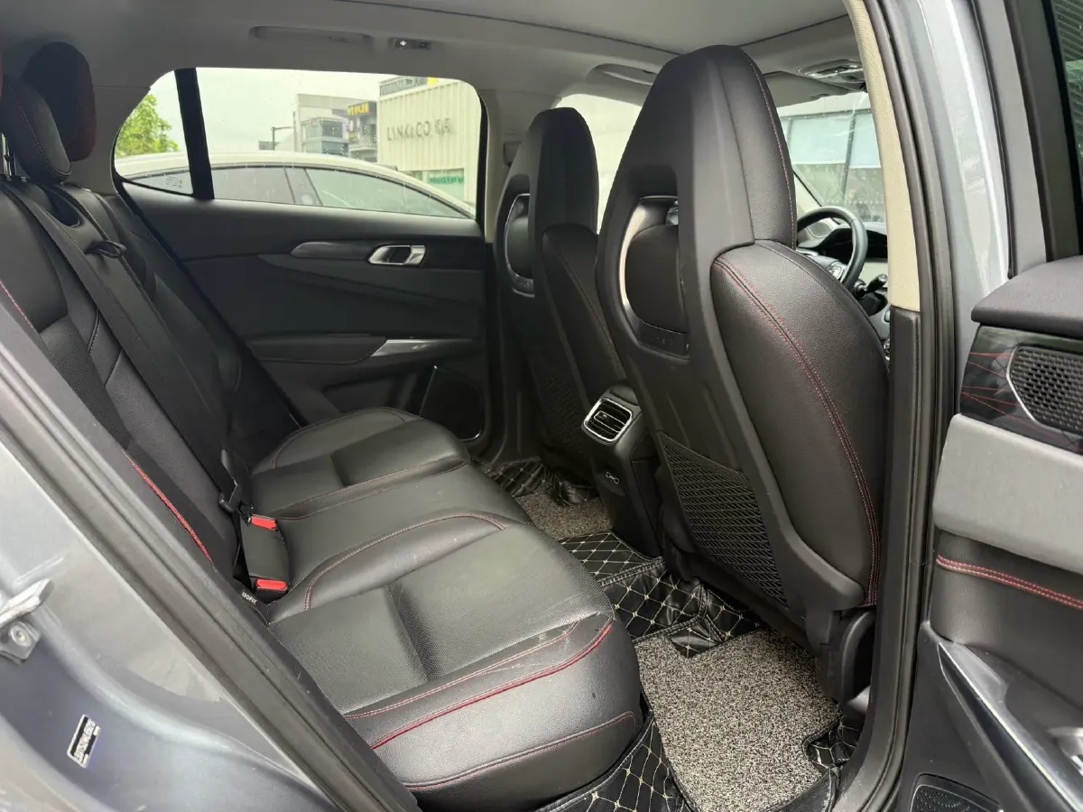 2019 Beijing BJ40 2.0T 218HP L4 6AT,autocango,china used car exporter,china ev exporter,chinese used car exporter,chinese used ev exporter