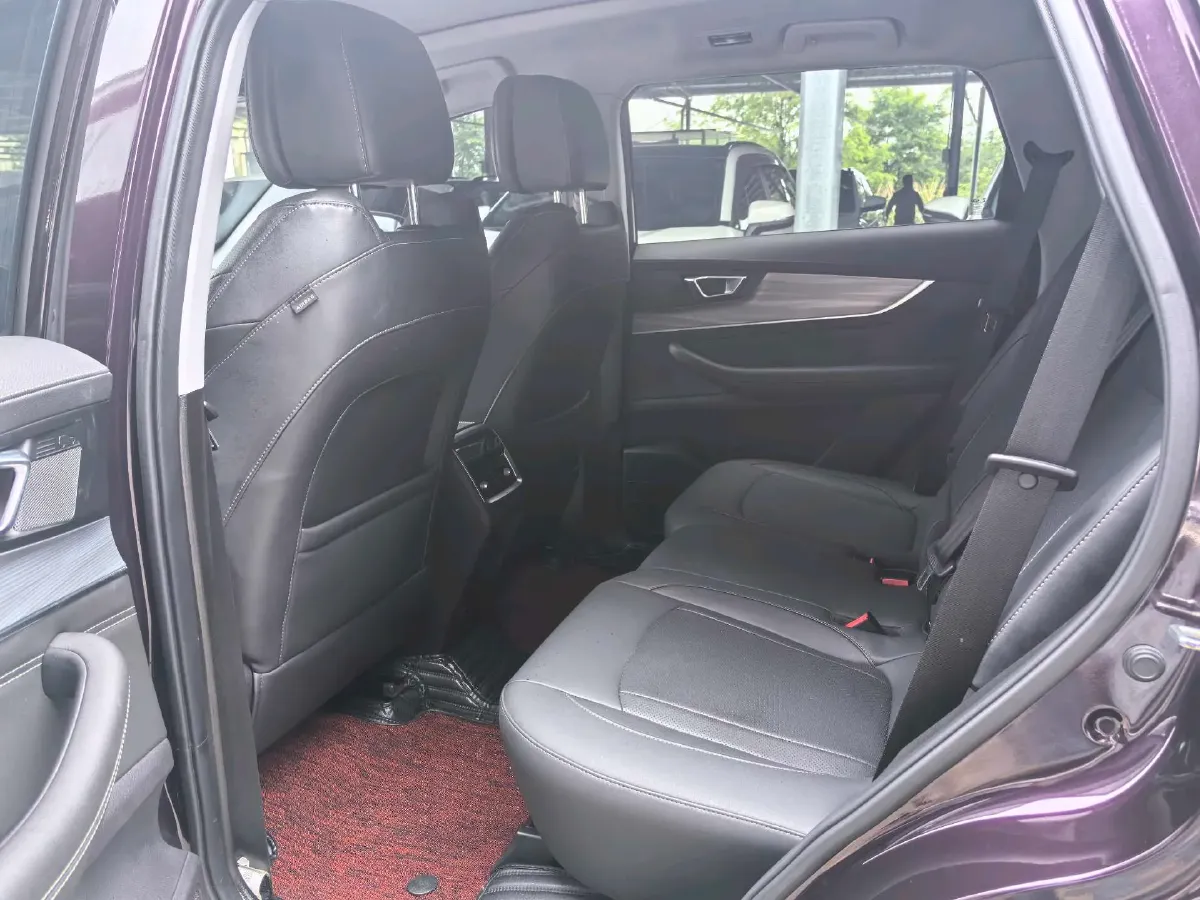 2021 Chery Tiggo 8 Plus 1.6T 197HP L4 7DCT,autocango,china used car exporter,china ev exporter,chinese used car exporter,chinese used ev exporter