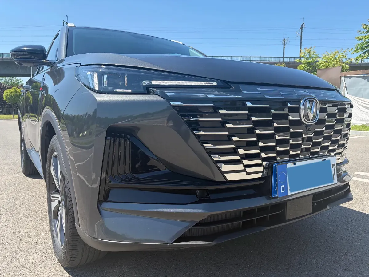 2022 ChangAn Oshan X7 Plus 1.5T 188HP L4 7DCT,autocango,china used car exporter,china ev exporter,chinese used car exporter,chinese used ev exporter