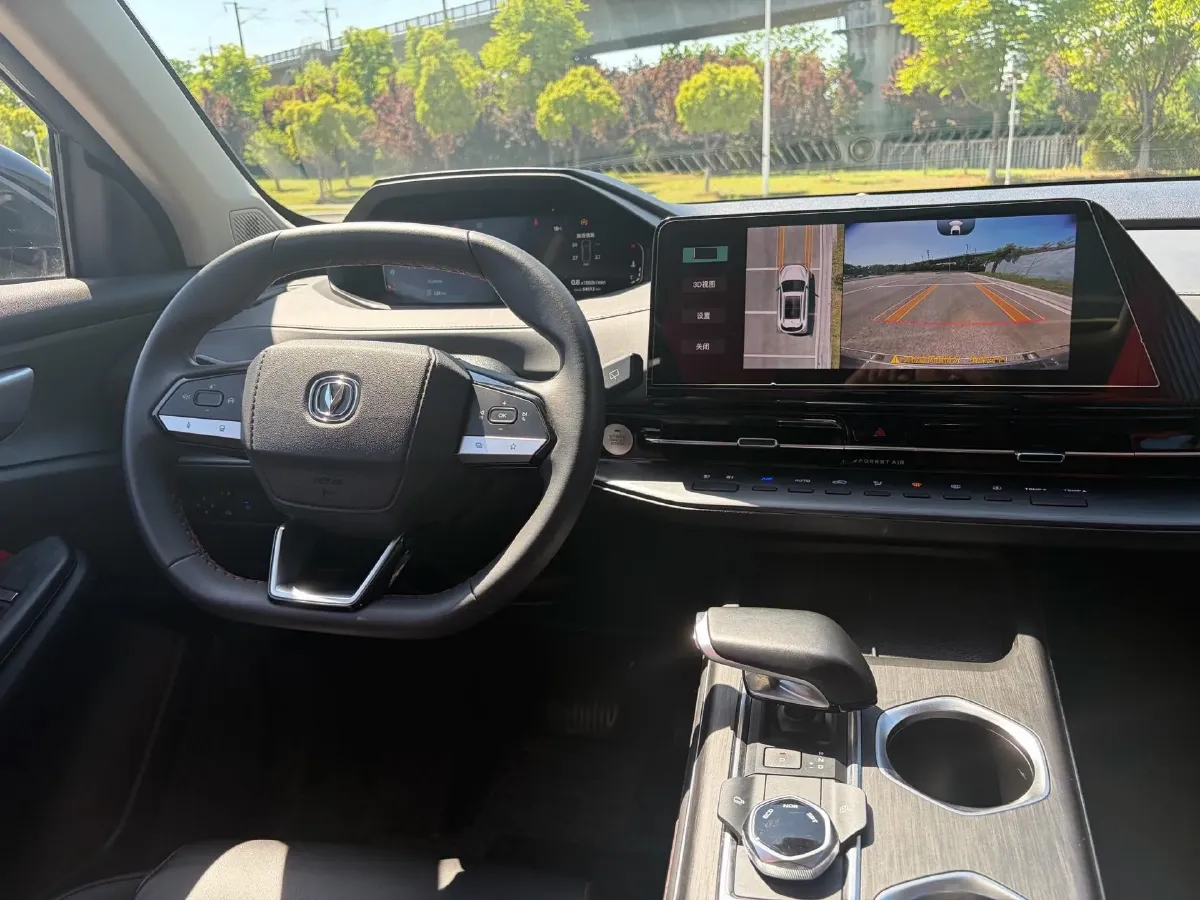 2022 ChangAn Oshan X7 Plus 1.5T 188HP L4 7DCT,autocango,china used car exporter,china ev exporter,chinese used car exporter,chinese used ev exporter