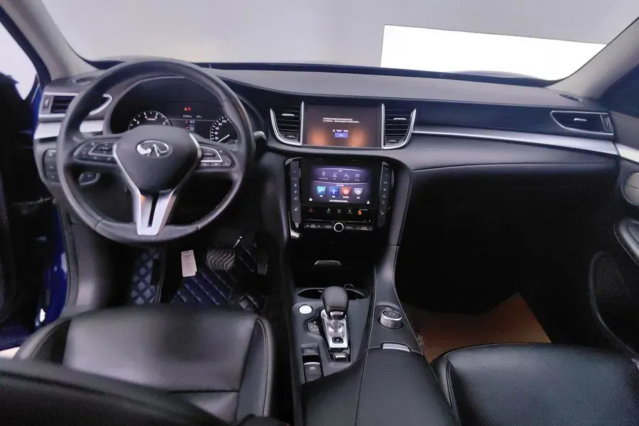 2018 Jeep Grand Commander 2.0T 265HP L4 9AT,autocango,china used car exporter,china ev exporter,chinese used car exporter,chinese used ev exporter