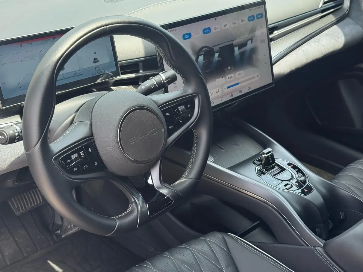 2022 MAXUS DaJia 5 BEV 70KWH,autocango,china used car exporter,china ev exporter,chinese used car exporter,chinese used ev exporter