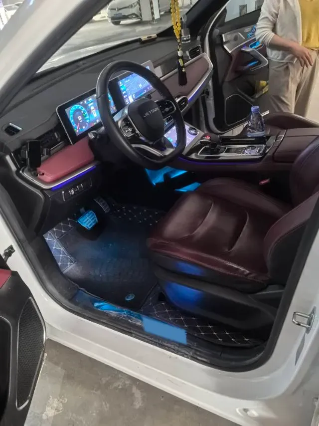2021 Chery Tiggo 8 Plus 1.6T 197HP L4 7DCT,autocango,china used car exporter,china ev exporter,chinese used car exporter,chinese used ev exporter