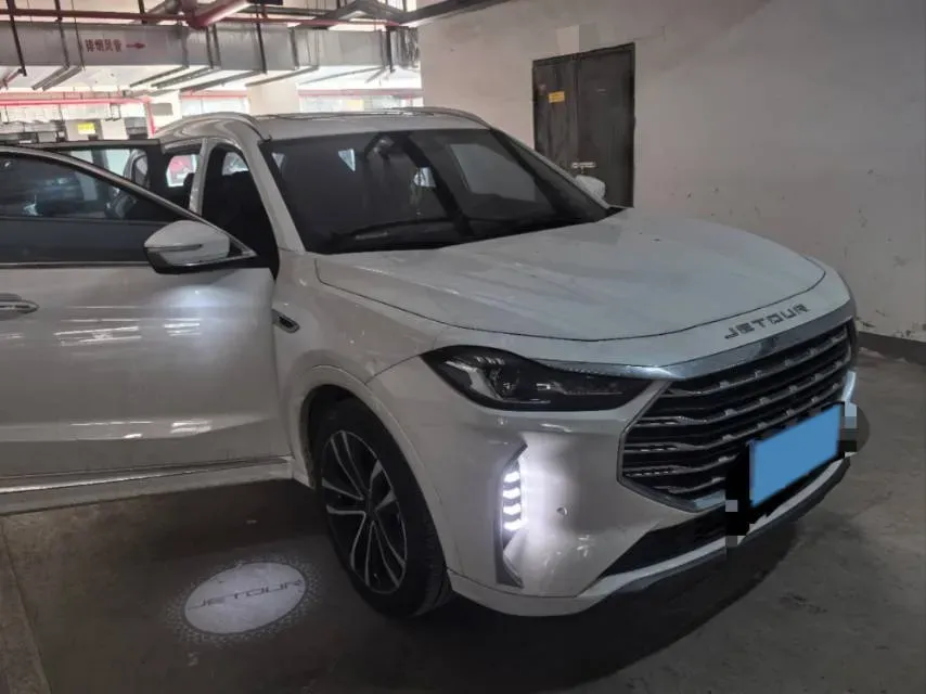 2021 Chery Tiggo 8 Plus 1.6T 197HP L4 7DCT,autocango,china used car exporter,china ev exporter,chinese used car exporter,chinese used ev exporter