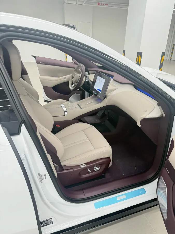 2025 MI YU7 BEV,autocango,china used car exporter,china ev exporter,chinese used car exporter,chinese used ev exporter