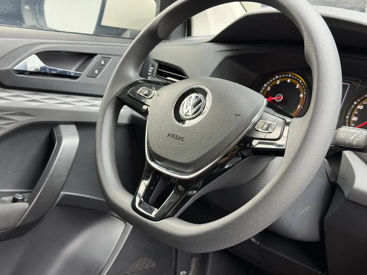2019 Jeep Compass 1.4T 165HP L4 7DCT,autocango,china used car exporter,china ev exporter,chinese used car exporter,chinese used ev exporter