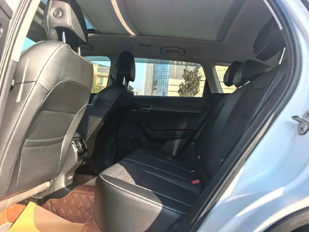 2020 Skoda Karoq 1.4T 150HP L4 7DCT,autocango,china used car exporter,china ev exporter,chinese used car exporter,chinese used ev exporter