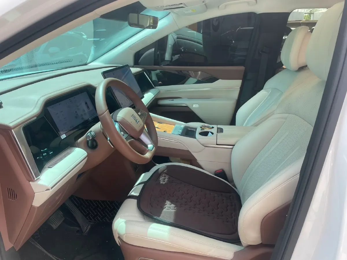 2025 BYD Xia 1.5T 156HP L4 E-CVT PHEV 36.6KWH,autocango,china used car exporter,china ev exporter,chinese used car exporter,chinese used ev exporter