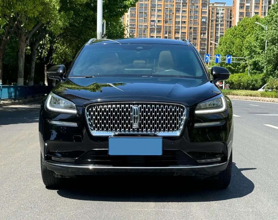 2022 Lincoln Corsair 2.0T 245HP L4 8AT,autocango,china used car exporter,china ev exporter,chinese used car exporter,chinese used ev exporter
